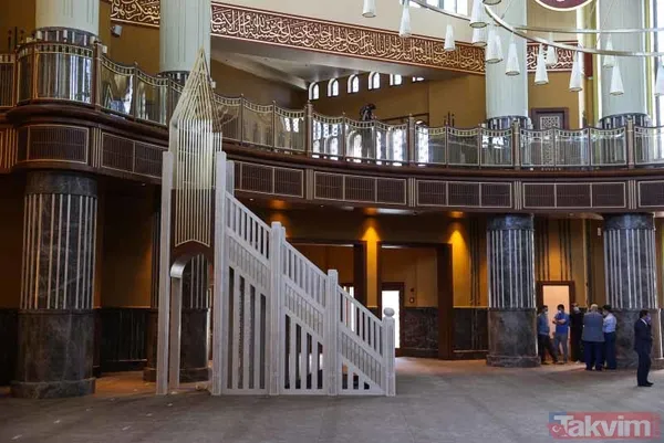 Taksim Camii İstanbul'un sembolleri arasında yerini aldı! İşte en güzel kareler - 13