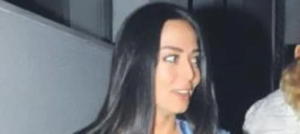 Kız kıza kutlama