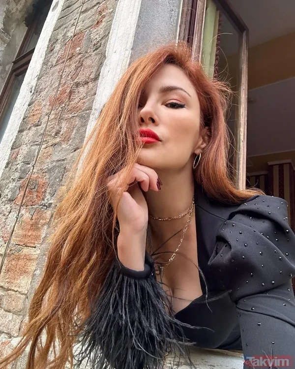 45 yaşındaki Mine Tugay’ın akşam vakti havuz keyfi! Kırmızı bikinisiyle sere serpe paylaşınca ortalık karıştı! Akılalmaz yorumlar... - 4