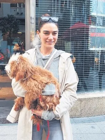 pestetik-1700091725569.jpeg Adriana Lima'nın estetikli hali pes dedirtti! Gören tanıyamadı-3