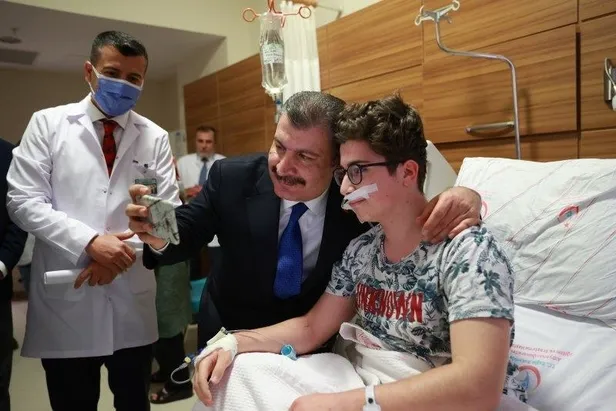 Sağlık Bakanı Fahrettin Koca maskesiz günlerin sinyalini verdi! "Bayramı bayram gibi yaşayacağız"-6