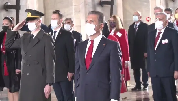 Türkiye Değişim Partisi Genel Başkanı Mustafa Sarıgül Anıtkabir'i ziyaret etti