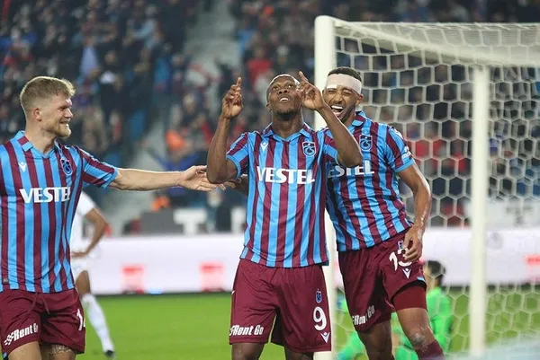 Trabzonspor bu sezon yenik duruma düştüğü 5. maçta da geri dönmeyi başardı-6