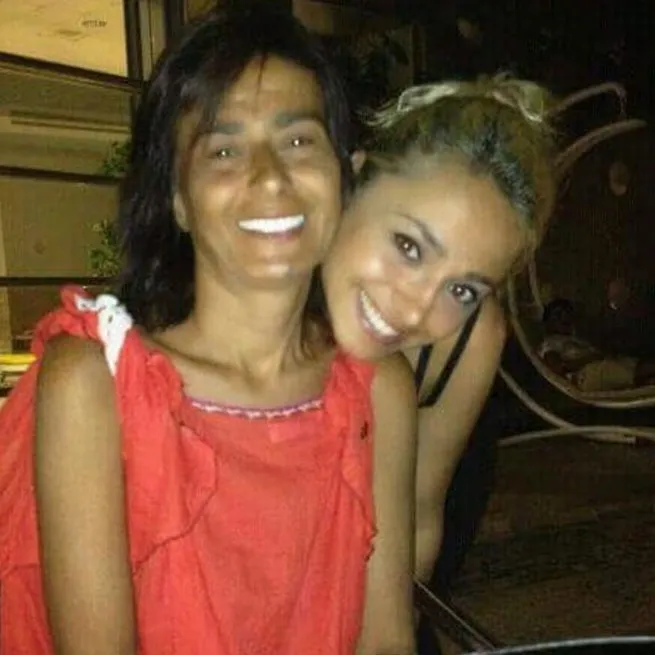 Perihan Savaş ve İbrahim Tatlıses’in gözlerden uzak büyüttüğü kızına bakın: Çok naif ve zarif - 7