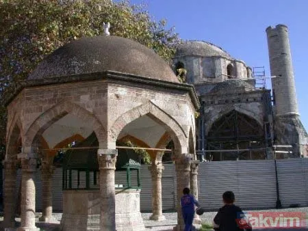 AK Parti'den Yunanistan'ın Rodos Adası'ndaki külliyeyi müzik fakültesine dönüştürmesine sert tepki: Kabul edilemez - 31