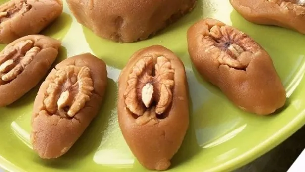 Tam kıvamında, tane tane irmik helvası tarifi! Lezzetine doyamayacaksınız! Sütlü, sütsüz irmik helvası nasıl yapılır?-4