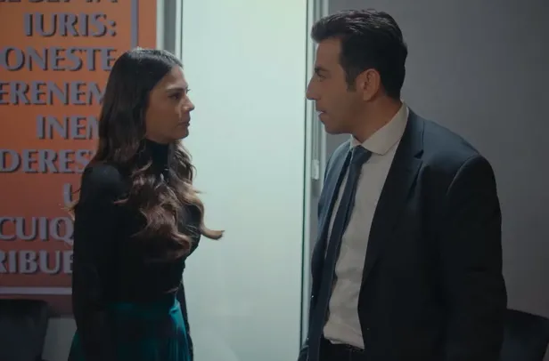 seruveni-ansizin-noktalanacak-yayin-akisini-sikintiya-soktu-rafa-kaldiriliyor-tv8den-flas-karar-ilerleyen-gunlerde-1613245554881.jpg Serüveni ansızın noktalanacak yayın akışını sıkıntıya soktu! Rafa kaldırılıyor TV8'den flaş karar ilerleyen günlerde...-2