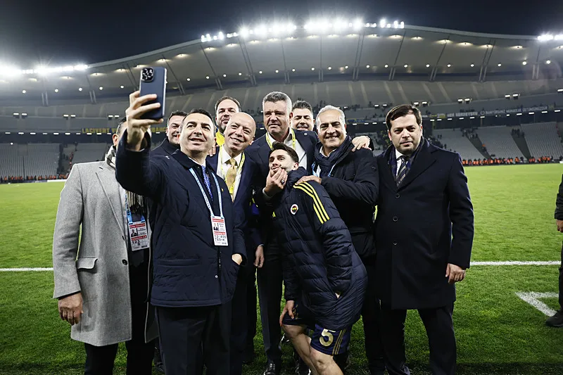 Fenerbahçe'den orta sahaya sürpriz! Veerman yerine o gelecek - 4