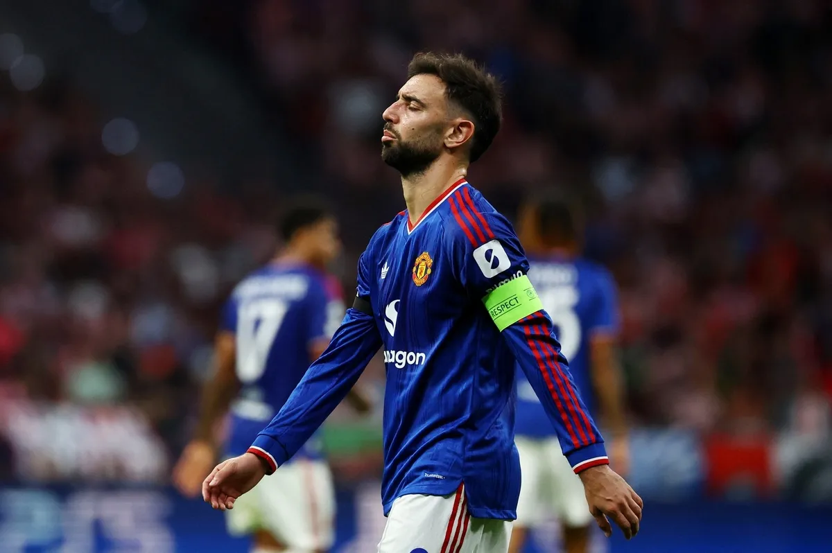 galatasaraydan-bruno-fernandes-icin-yeni-transfer-hamlesi-1792147349765.jpg Galatasaray'a Bruno Fernandes'ten 1 iyi 1 kötü haber!-6