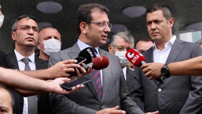 chpde-adaylik-krizi-ekrem-imamoglu-istanbul-listesini-hazirladi-murat-onguna-koltuk-kiyagi-cekiyor-1703836986845.jpeg