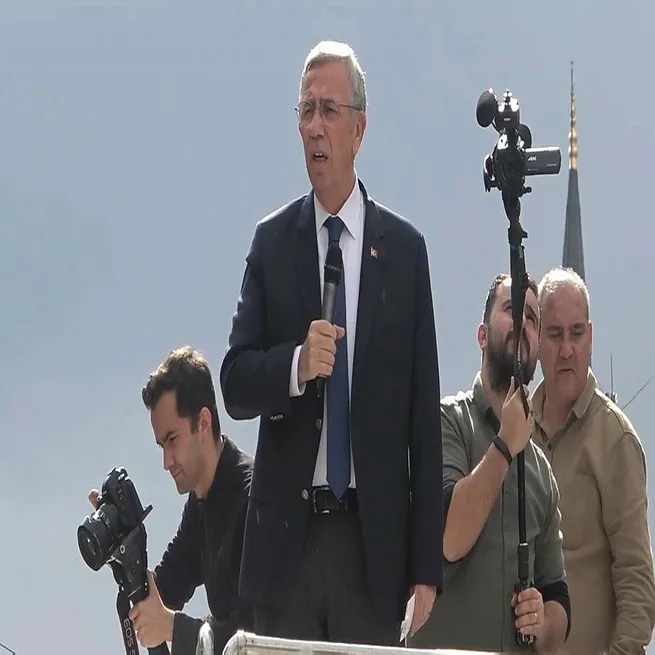 HDPKK ile iş tutup SİHAlara dokunacağız söyleminden SİHAlarla Kandili bombalama vaadine! 7li riyakarlıkta vites yükseltti