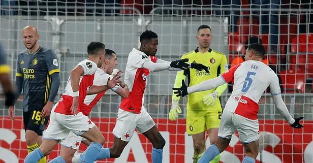 Fenerbahçe'nin rakibi Slavia Prag'da flaş gelişme! Kafilede yer almıyor