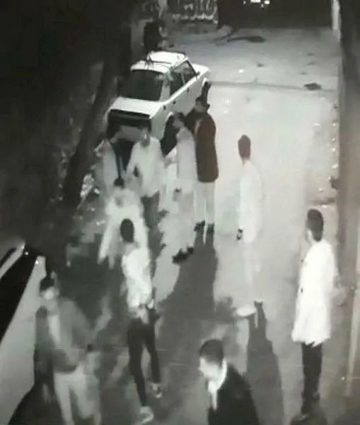 dugun-sonrasi-hesap-kavgasi-neden-sormadan-odedin-silahlar-cekildi-1635183998875.jpeg Düğün sonrası 'hesap' kavgası: Neden sormadan ödedin? Silahlar çekildi...-2