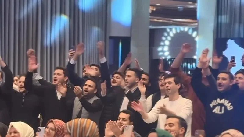 Başkan Erdoğan programa telefonla katıldı. (DHA)