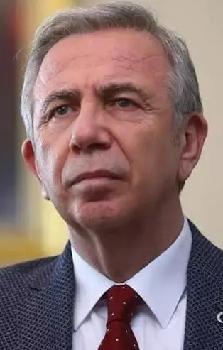 "Rozetsiz başkan olacağım" diyen Ankara Büyükşehir Belediye Başkanı Mansur Yavaş 2700 CHP ve İyi Partiliyi işe aldı