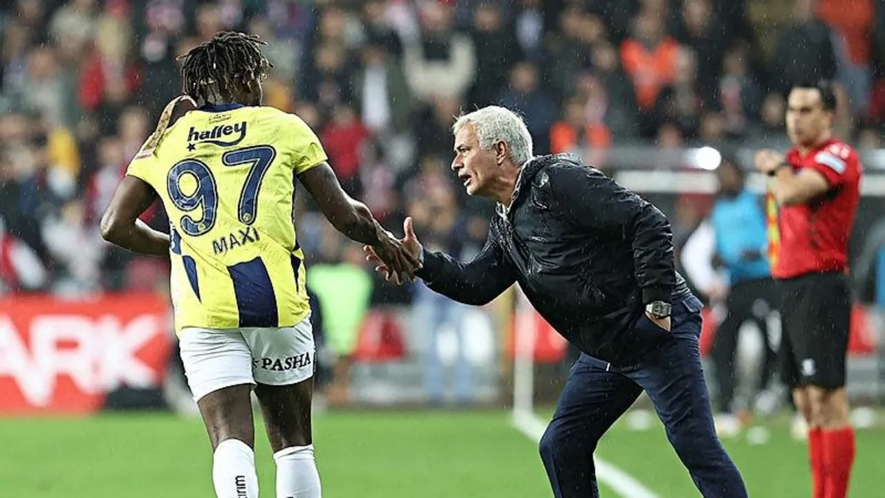 Fenerbahçe’de 4 yıldız 11’e dönüyor!