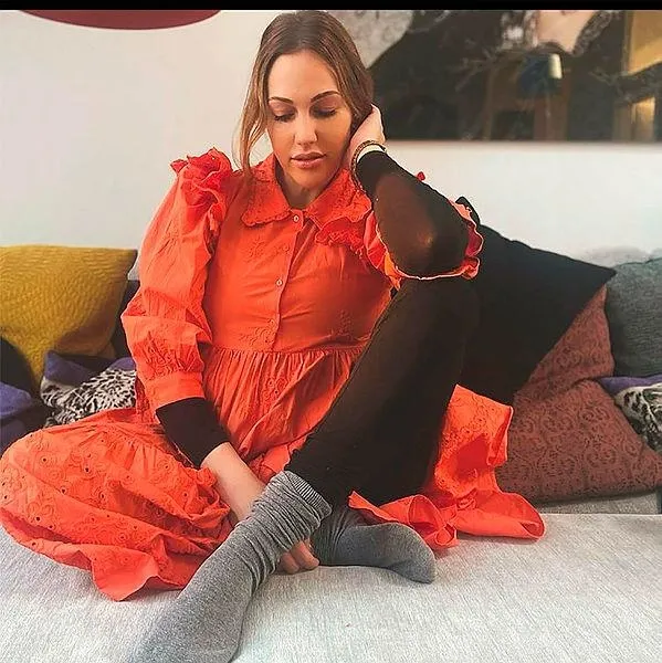 meryem-uzerliden-gosteris-meraklisi-ebeveynlere-gorgu-dersi-kizinin-dogum-gunu-kutlamasinda-1644519328027.jpeg Meryem Uzerli'den gösteriş meraklısı ebeveynlere görgü dersi! Kızının doğum günü kutlamasında...-2