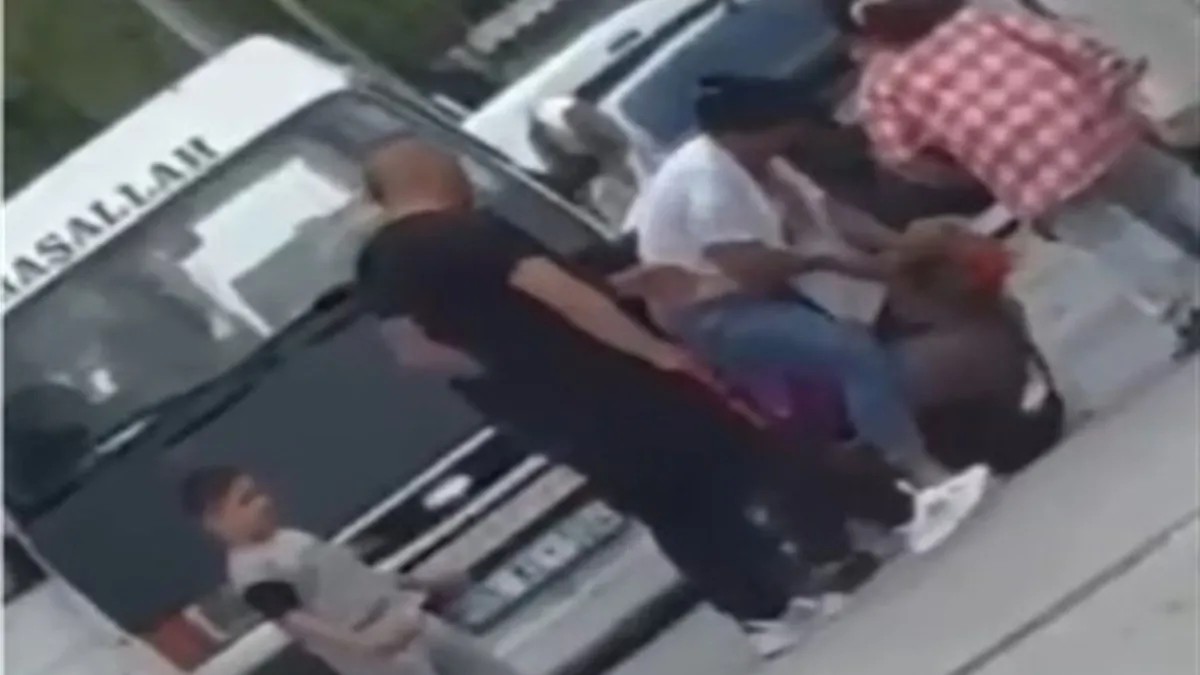 Çorum'da kadınlar tekme tokat birbirine girdi! Polis ayırdı: 1 yaralı