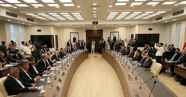 Memura, emekliye 2 yıllık zam! Toplu sözleşmede kamunun ikinci teklifi belli oldu: Kim ne kadar alacak? İşte güncel maaş listesi