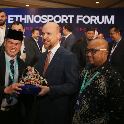 Etnospor’dan dört sütunlu geleneksel hamle | Erdoğan: Her çocuk öğrenmeli