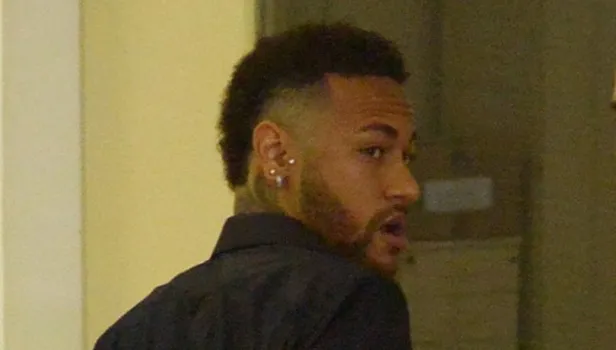 Tecavüz ile suçlanan Neymar gözaltına alındı