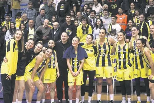 Vakıfbank tarih yazdı finale çıktı!-2