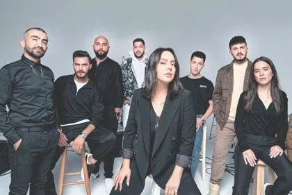 soguk-savas-ebru-gundesin-paylasimina-hadiseden-dakikalar-sonra-cevap-geldi-1669934292898.jpeg Soğuk savaş! Ebru Gündeş'in paylaşımına Hadise'den dakikalar sonra cevap geldi-4