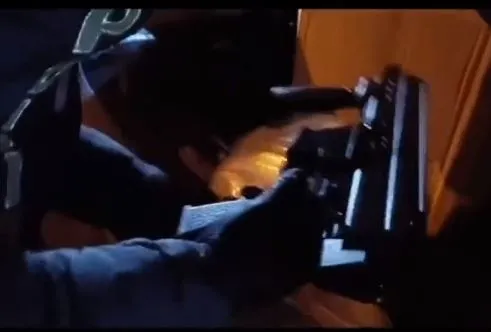 Son dakika: İçişleri Bakanı Ali Yerlikaya duyurdu: 68 ilde Mercek-6 operasyonu: Bin 129 gözaltı-6