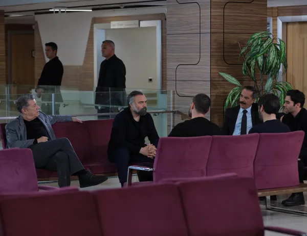 Eşkıya Dünyaya Hükümdar Olmaz 137. yeni bölüm fragmanı: Yıkıldık Behzat, yıkıldık! EDHO 136. son bölüm tek parça full izle-6