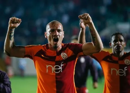 Galatasaray’da 3 yıldız satılıyor