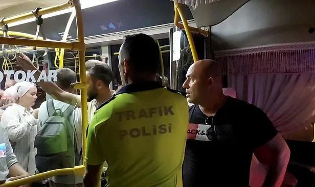 antalyada-klimayi-acmayan-sofor-tepki-gelince-otobusten-indi-psikolojim-bozuldu-1691405837028.jpeg