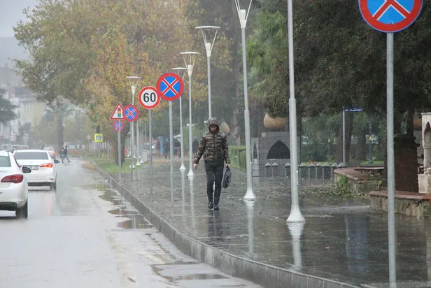 İstanbul'da kar yağacak mı? Soğuk ve yağışlı hava ne kadar sürecek? Meteoroloji'den açıklama geldi-7