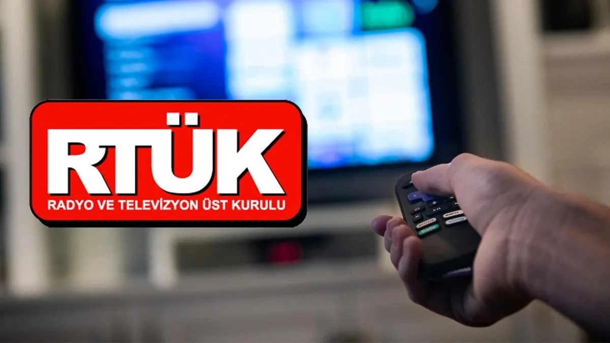 televizyonlar-rtukun-vur-abaliyasi-mi-cocuk-hangi-ekran-basinda-rtukun-buyuk-celiskisi-1786566423445.jpeg Televizyonlar RTÜK'ün "vur abalıya"sı mı? Çocuk hangi ekran başında? RTÜK'ün büyük çelişkisi-3