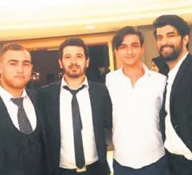 Yakışıklı oyuncu Engin Akyürek'ten kardeşine düğün jesti... - 2