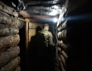 Ukrayna ile Rusya yanlısı ayrılıkçılar arasında çatışmalar yaşanan Donbas'ın Stanitsia Luganska cephe hattından sıcak görüntüler