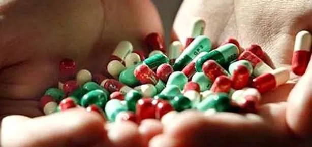 Antibiyotik veren doktoru uyarın!