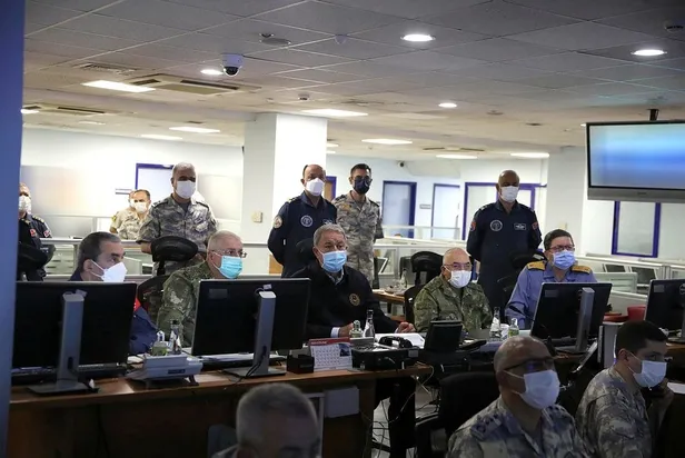 SON DAKİKA: MSB: Irak'ın kuzeyinde Asos bölgesinde 28 terör hedefi hava harekatıyla imha edildi-5