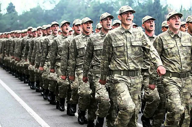 Rüyada asker olduğunu görmek ne anlama gelir? Rüyada asker görmek ne anlama gelir?