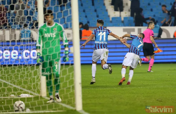 Trabzonspor - Fenerbahçe maçı nefes kesti! İşte heyecan dolu maçtan ekrana yansımayan kareler... - 48