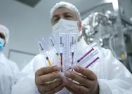 Sağlık Bakanı Fahrettin Koca, 6 ilimizi uyardı ve milli aşımız hakkında flaş açıklamalarda bulundu