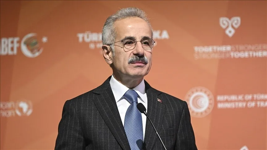 bakan-uraloglu-hicaz-demiryolunu-al-jazeeraya-anlatti-bolgedeki-dengeleri-degistirecek-1781441318452.jpeg Bölgedeki dengeleri değiştirecek proje Hicaz Demiryolu! Bakan Uraloğlu Al Jazeera’ya anlattı: 3-4 yılda tamamlanacak-17