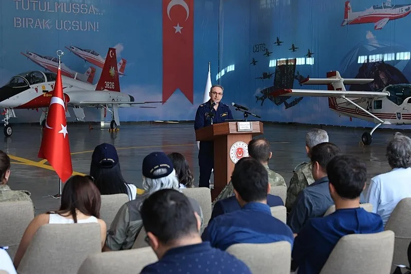 msbden-yunani-rumu-takipteyiz-mesaji-tum-tedbirleri-aliyoruz-1780565432369.jpeg MSB'den "Yunan'ı Rum'u takipteyiz" mesajı: Tüm tedbirleri alıyoruz-3