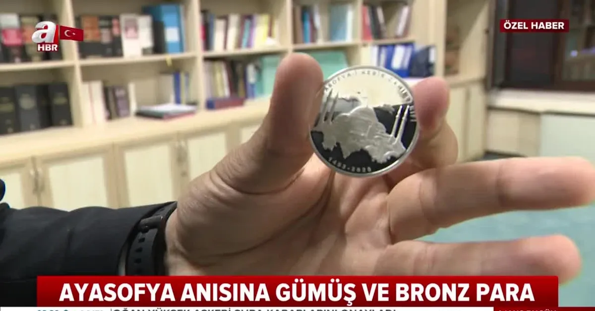 86 yıl sonra yeniden ibadete açılan Ayasofya Camii anısına gümüş ve bronz para bastırıldı