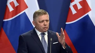 İZLE I Slovakya Başbakanı Fico’dan silahlı saldırı sonrası ilk açıklama: “Beni vuran yabancıya karşı kin beslemiyorum”