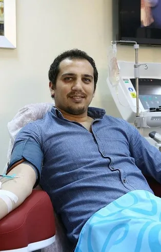 Koronavirüsü yenen Dr. Kürşat Demir, ilk gönüllü plazma bağışçısı oldu