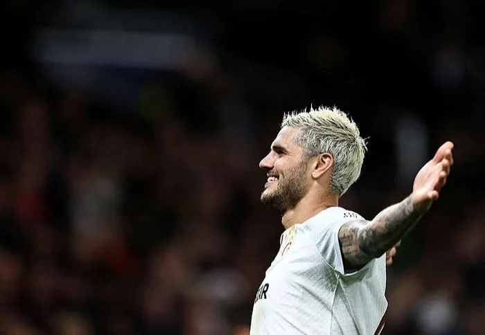 gozler-manchester-united-galatasaray-macinda-okan-buruk-imha-planini-hazirladi-presle-bogacak-icardi-ile-vurac-1701213245115.jpeg Gözler Manchester United- Galatasaray maçında | Okan Buruk imha planını hazırladı: Presle boğacak Icardi ile vuracak-5