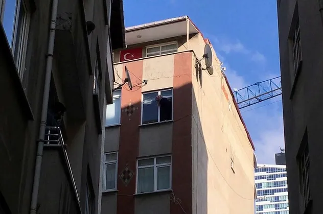 Son dakika: İstanbul Şişli'de intihar teşebbüsü
