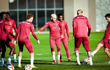bizim-icin-sezon-finali-1775248482719.jpeg Okan Buruk: Trabzonspor maçını kazanırsak şampiyonluğu yüzde 70 garantileriz-3