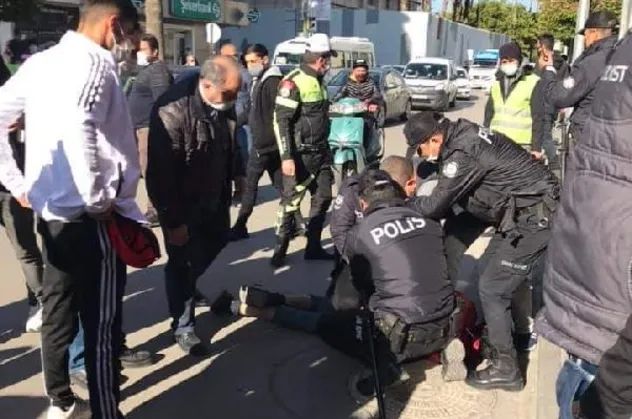 Kimlik soran polise bıçak çeken Suriye uyruklu göçmen gözaltına alındı