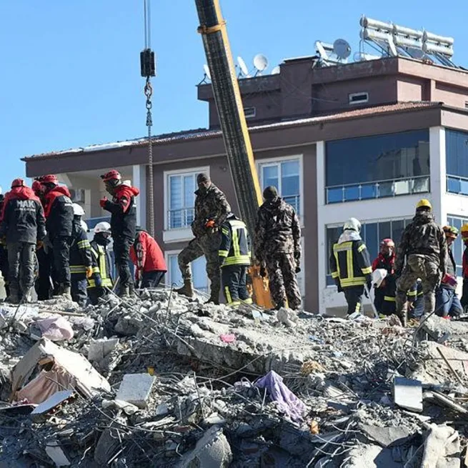 Gaziantepte yıkılan Ayşe-Mehmet Polat sitesinin müteahhidi Mehmet Ertan Akay gözaltına alındı